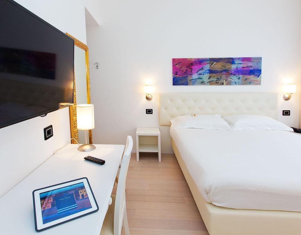 Hotel Maine Finale Ligure Eksteriør billede